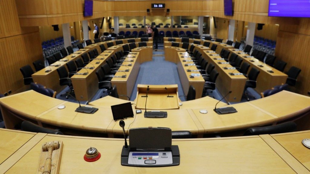 Χωρίς προϋπολογισμό το 2023 το Πανεπιστήμιο Κύπρου-Τρέχει να προλάβει η Βουλή