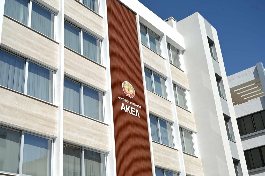 ΑΚΕΛ: «Παράθυρο ελπίδας» για το Κυπριακό η εκλογή νέου Τουρκοκύπριου ηγέτη
